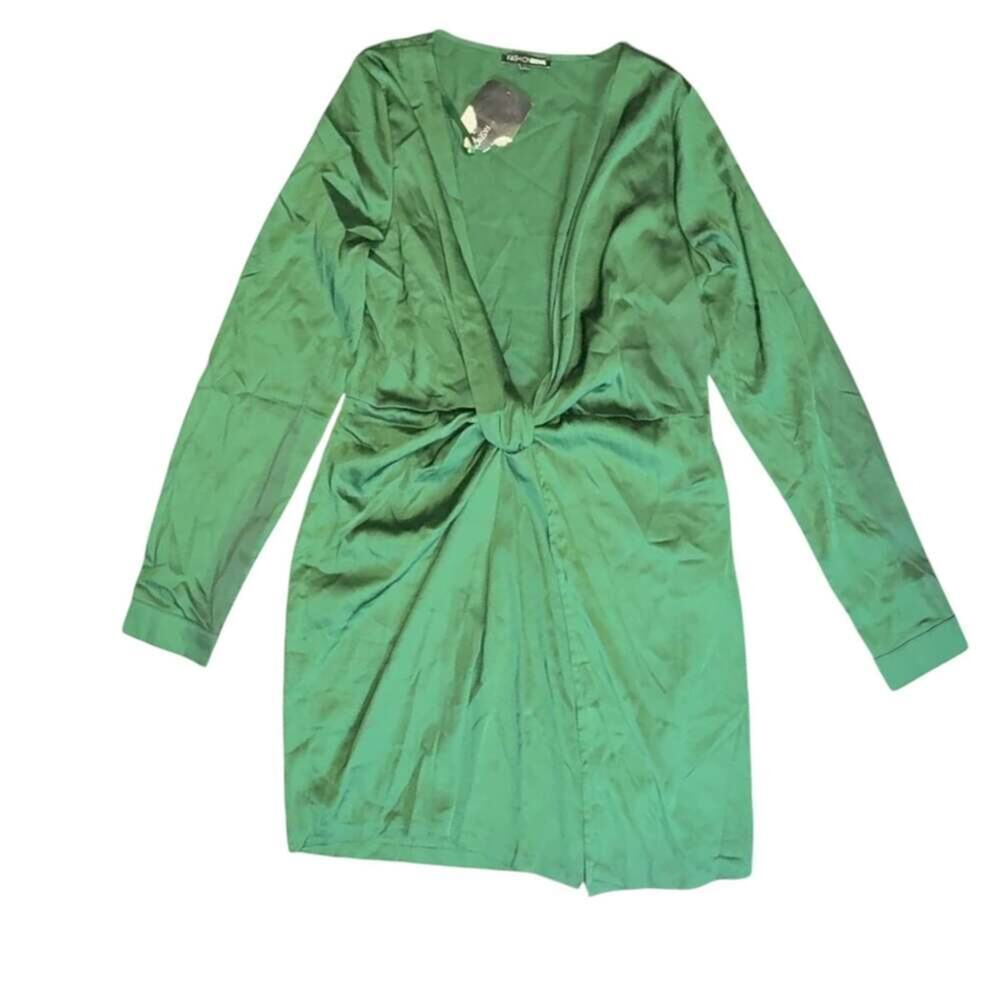 Fashion Nova Emerald Green Satin Front Twist Mini Dress, NWT - Size Medium